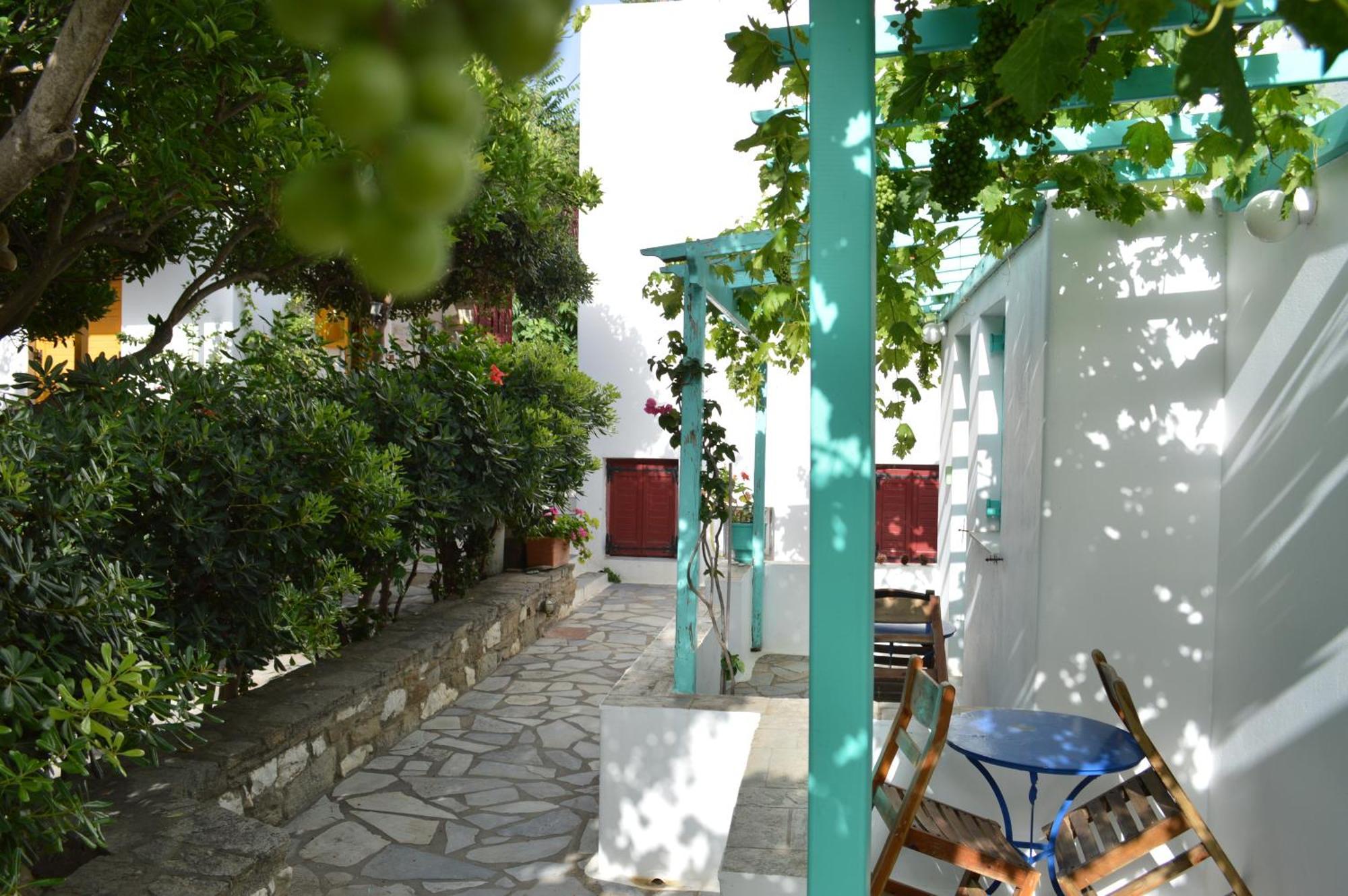 Aegean Village Parikia  Luaran gambar