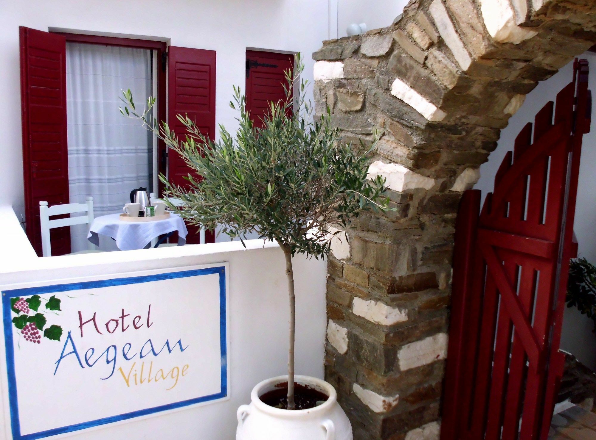 Aegean Village Parikia  Luaran gambar